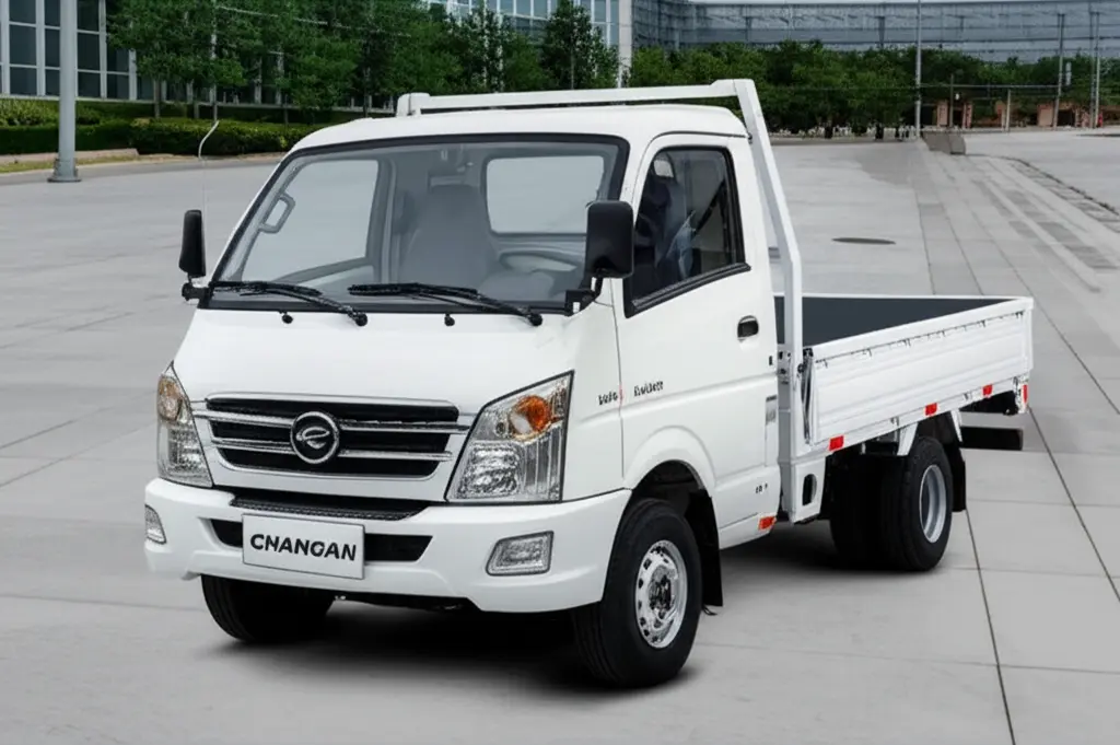 Hình ảnh xe tải Changan đang vận chuyển hàng hóa trên đường