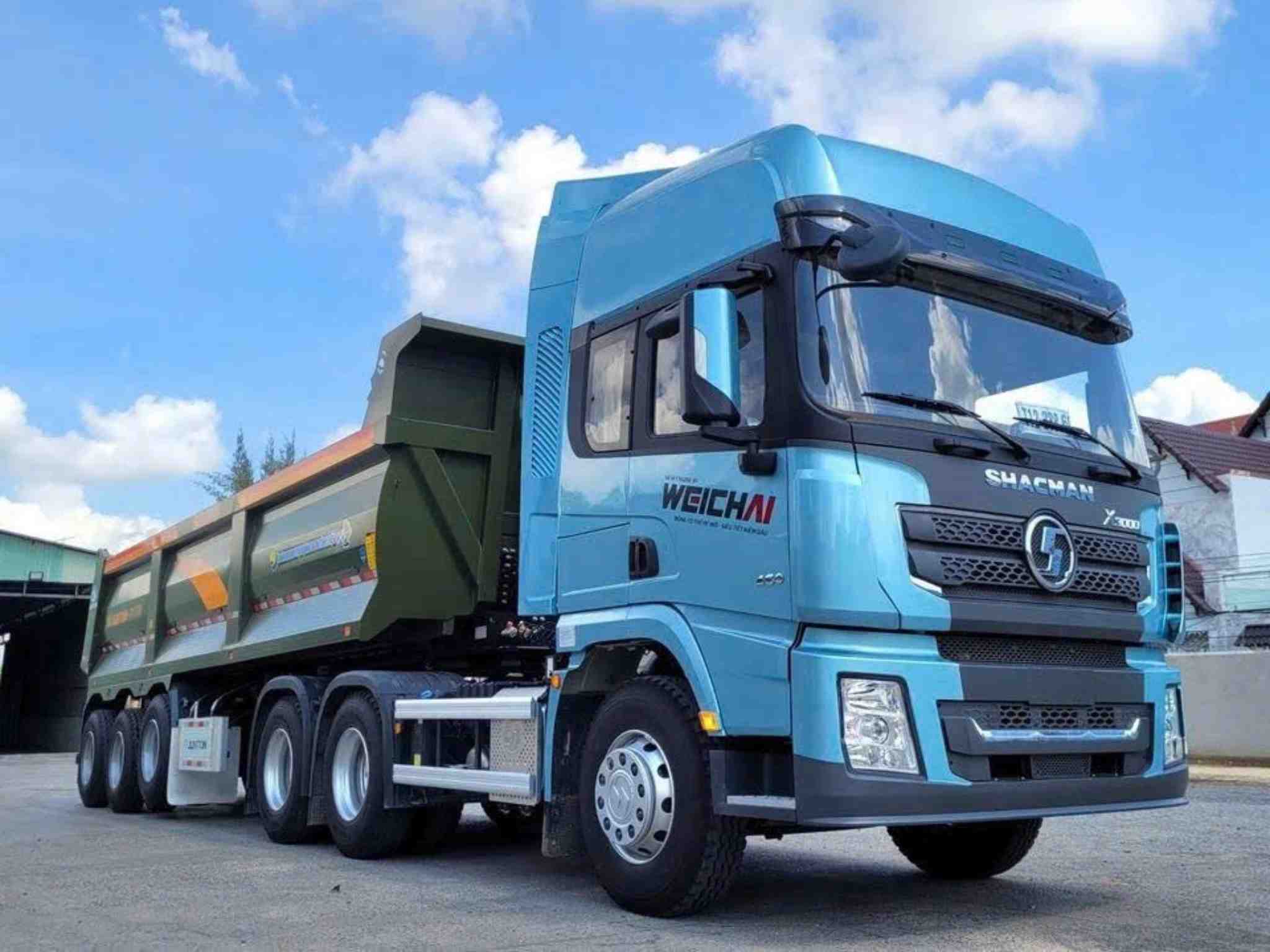 XE ĐẦU KÉO SHACMAN 400HP