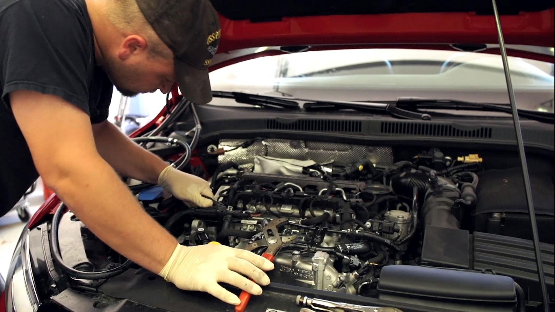 Bảo Dưỡng Định Kỳ TPHCM: Kéo Dài Tuổi Thọ & Đảm Bảo An Toàn Xe