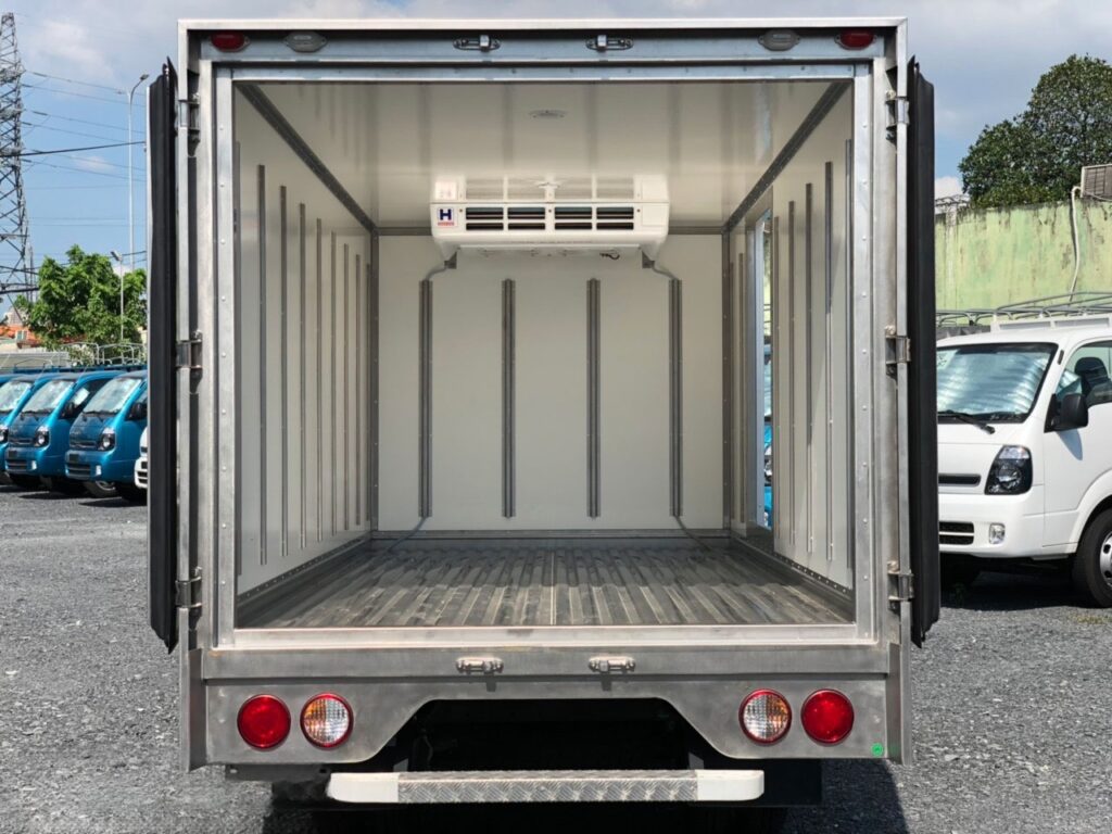 xe tải đông lạnh