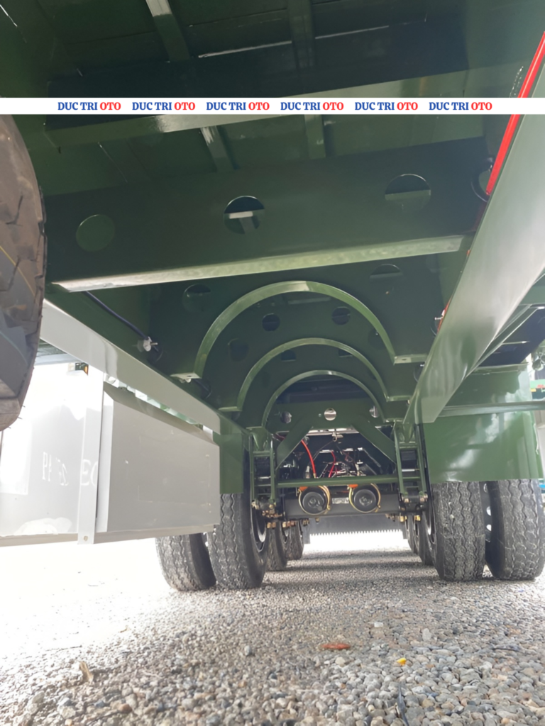 sơ mi rơ mooc sàn