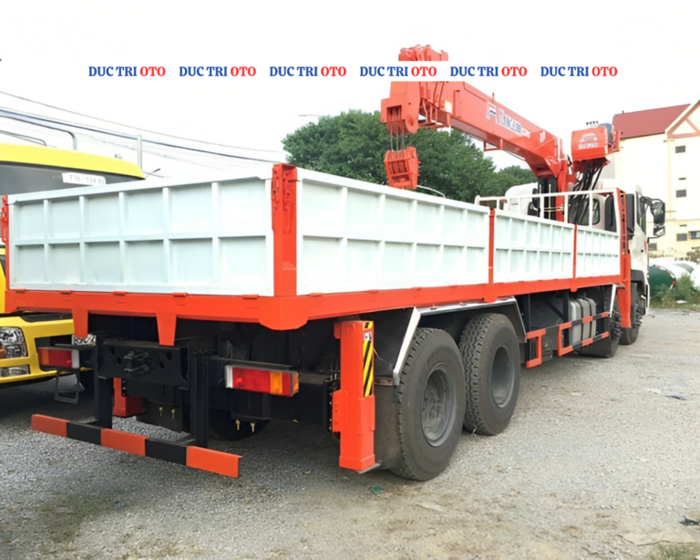 xe tải cẩu