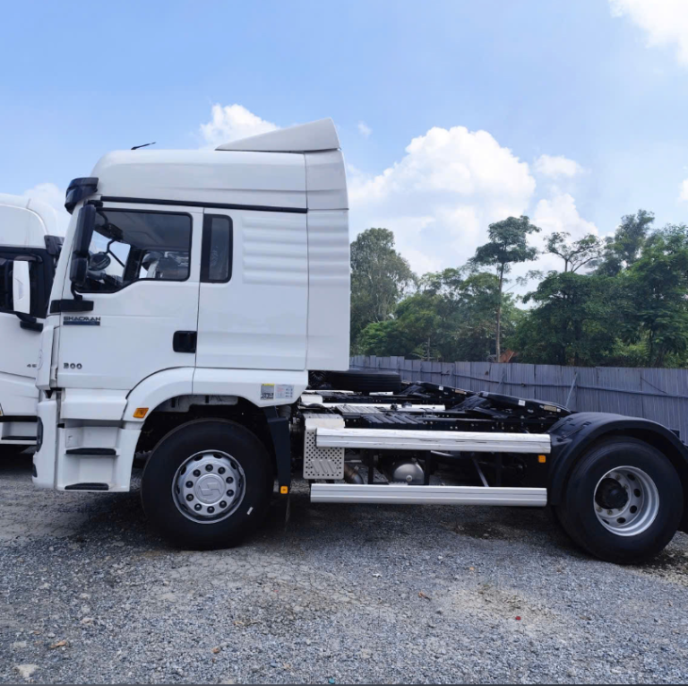 xe đầu kéo shacman