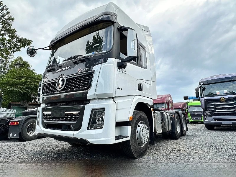 XE ĐẦU KÉO SHACMAN X5000 6X4 CUMMINS 440HP CẦU DẦU